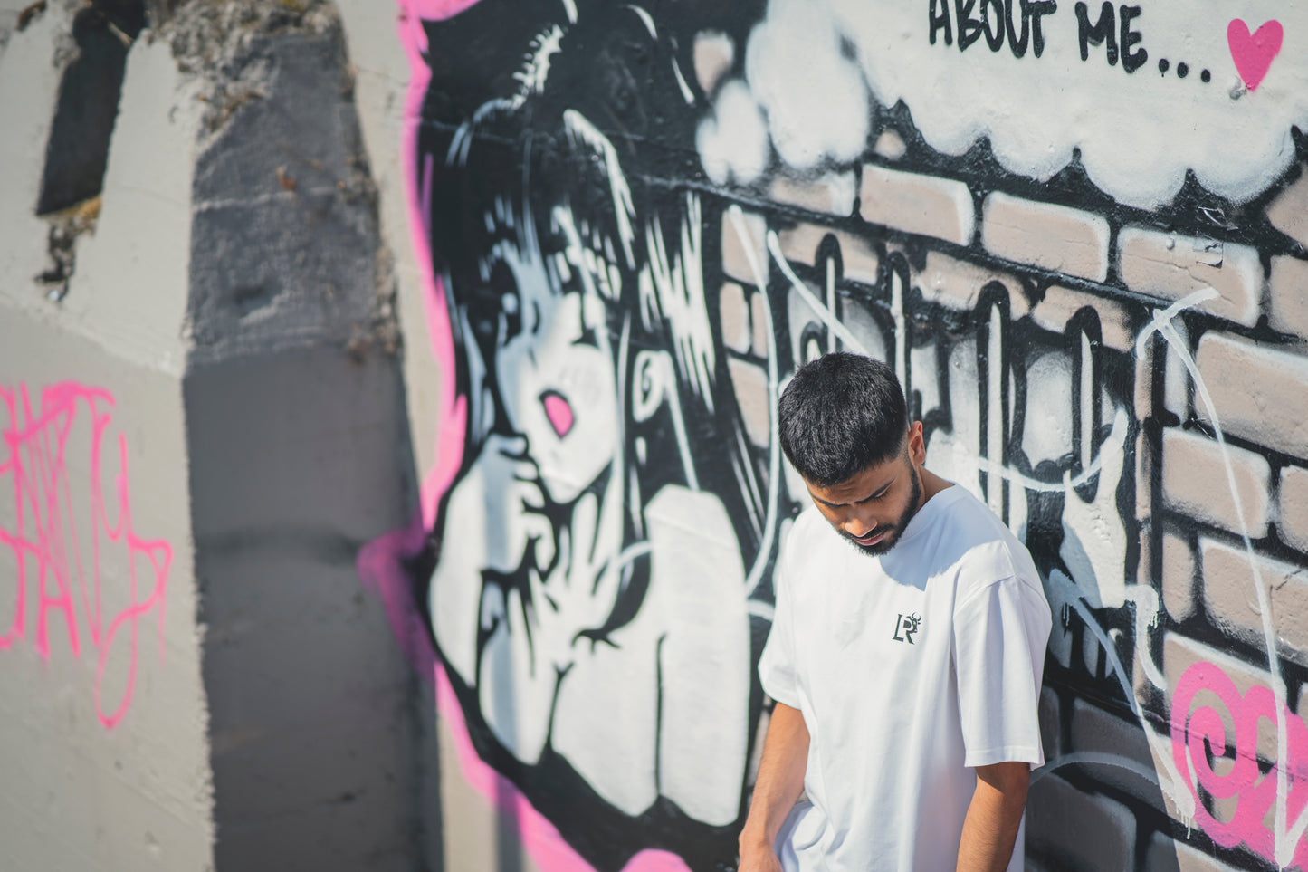 LEHROD Oversized T-shirt – “EXTROVERT”